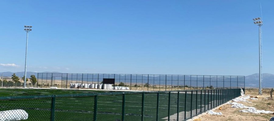 AFYON EVCİLER İLÇESİ SENTETİK FUTBOL SAHASI VE PORTATİF TRİBÜN YAPIM İŞİ afyon evci̇ler i̇lçesi̇ senteti̇k futbol sahasi ve portati̇f tri̇bün yapim i̇şi̇
