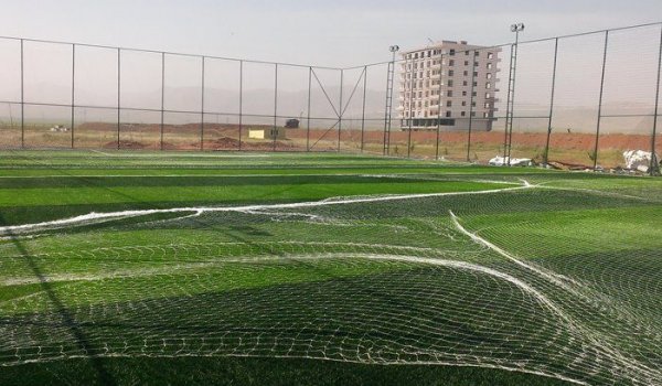 ağri anadolu li̇sesi̇ futbol sahasi